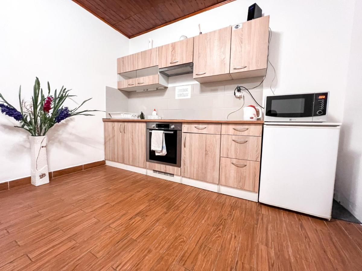3 Apartments In 1 Location Prága Kültér fotó