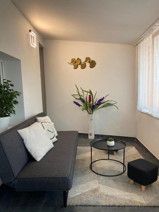 3 Apartments In 1 Location Prága Kültér fotó